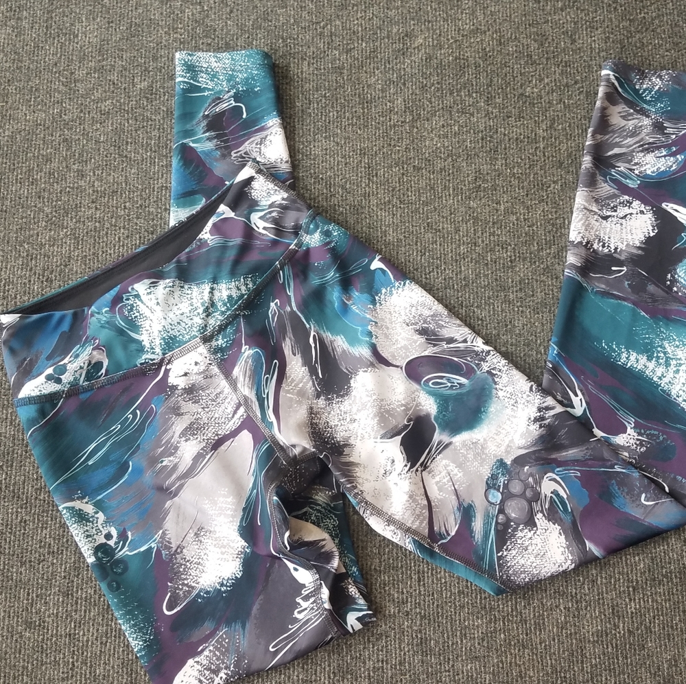 Beyond yoga leggings